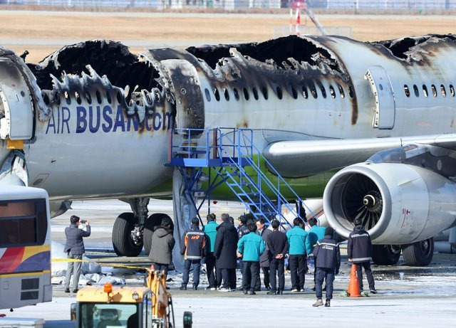 エアプサンの燃えた機体