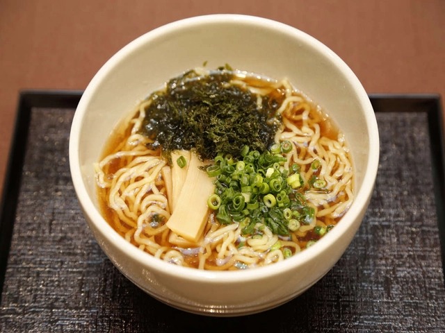 江南の夜泣きそば